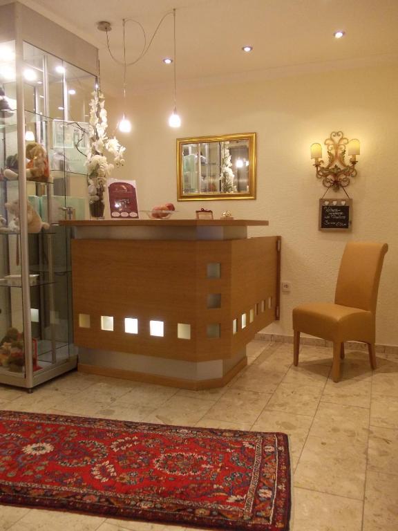 Hotel Garni Rheinpracht คัมพ์-บอร์นโฮเฟน ภายนอก รูปภาพ